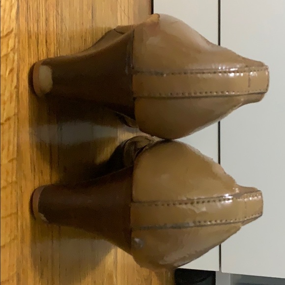 Tory Burch Wedge Shoes - Picture 3 of 3